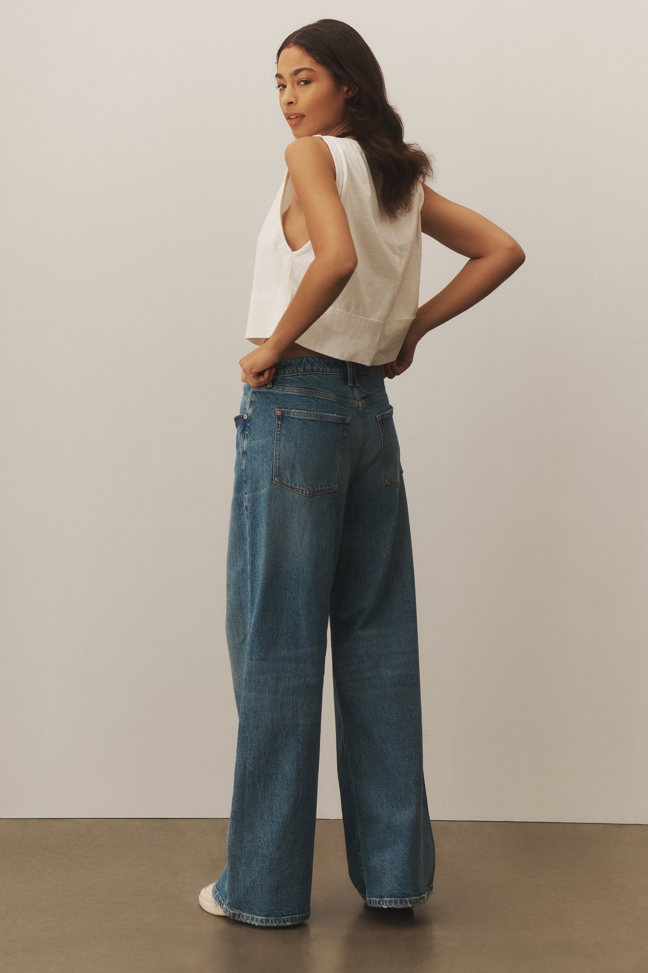 Good American Ease High-Rise Wide-Leg Jeans